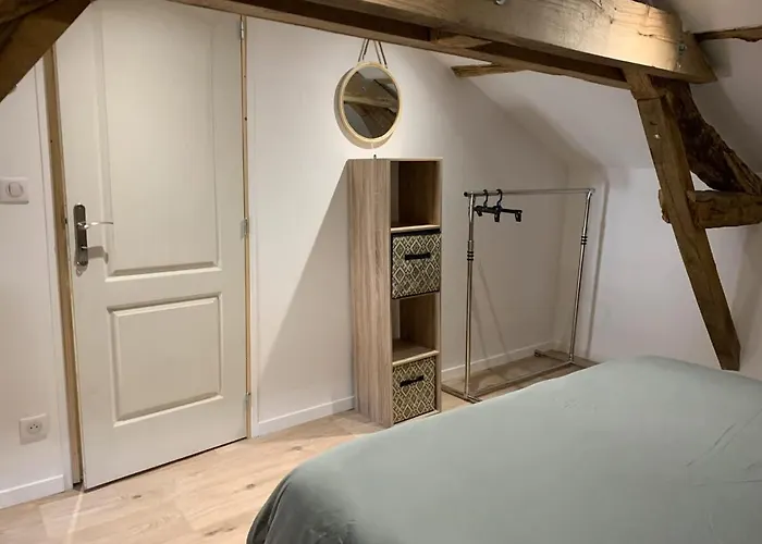 Dom wakacyjny Domaine Lilas - En Pierre Piscine Privee