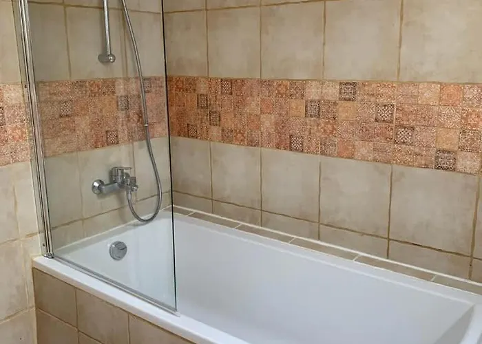 Domaine Lilas - En Pierre Piscine Privee *